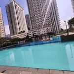 Cebu Solinea Tower1 In Front Of Ayala